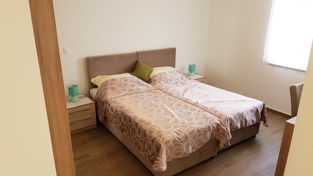 Villas Simag Banjole Buitenkant foto