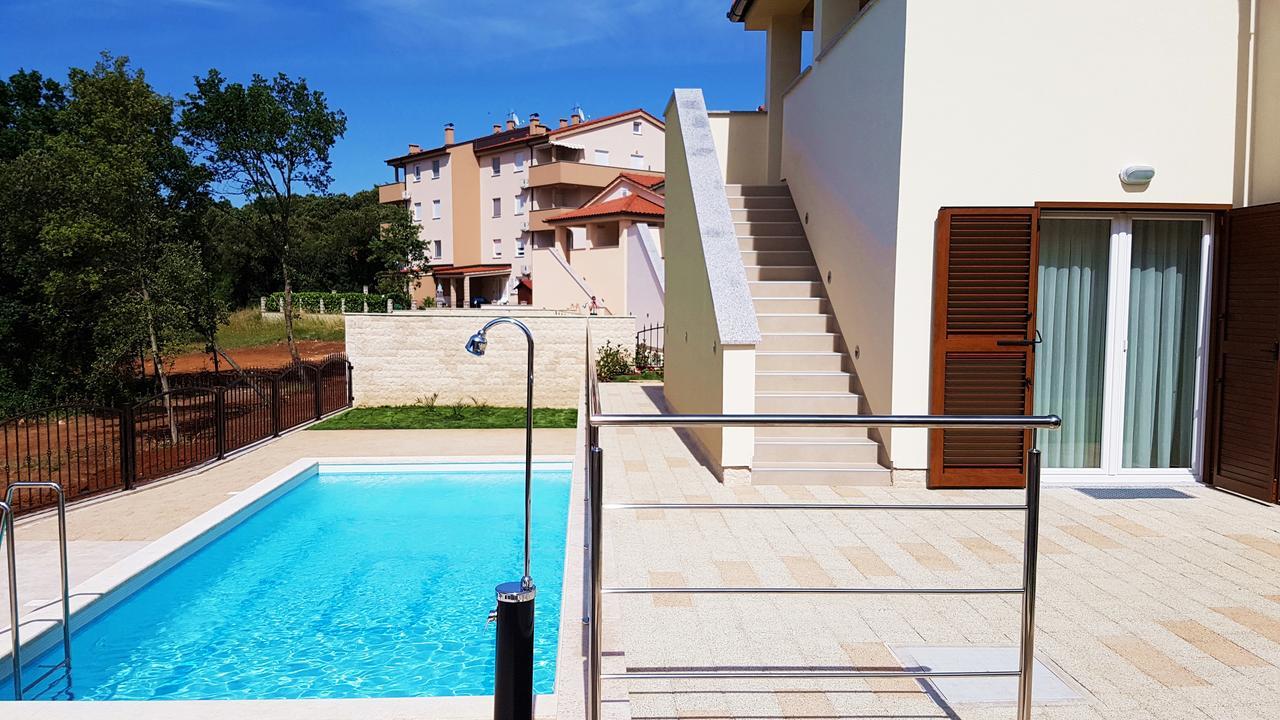 Villas Simag Banjole Buitenkant foto