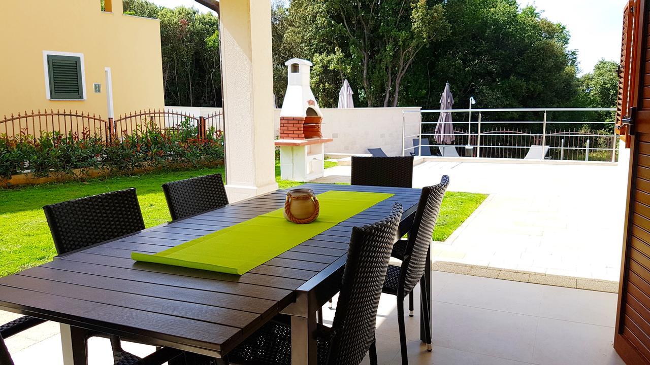 Villas Simag Banjole Buitenkant foto