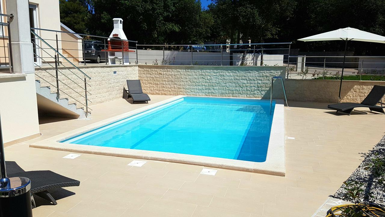 Villas Simag Banjole Buitenkant foto