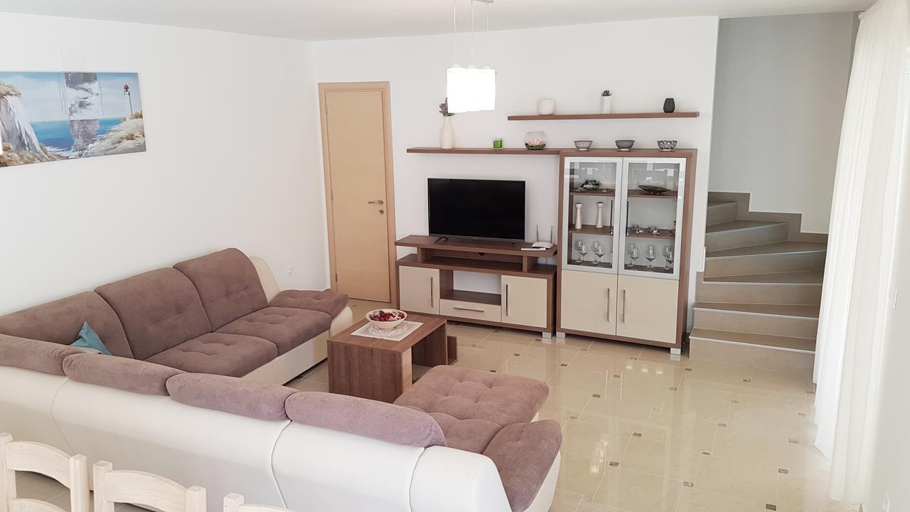 Villas Simag Banjole Buitenkant foto