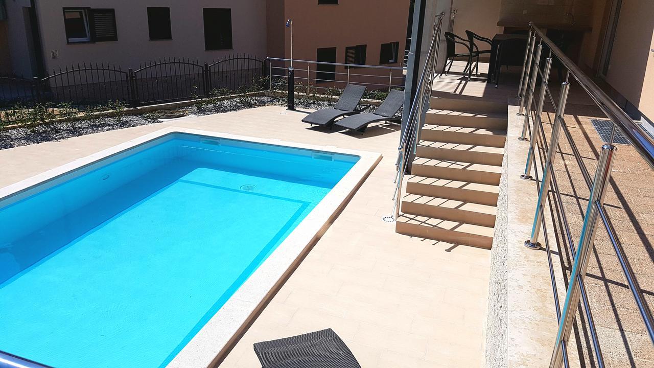 Villas Simag Banjole Buitenkant foto