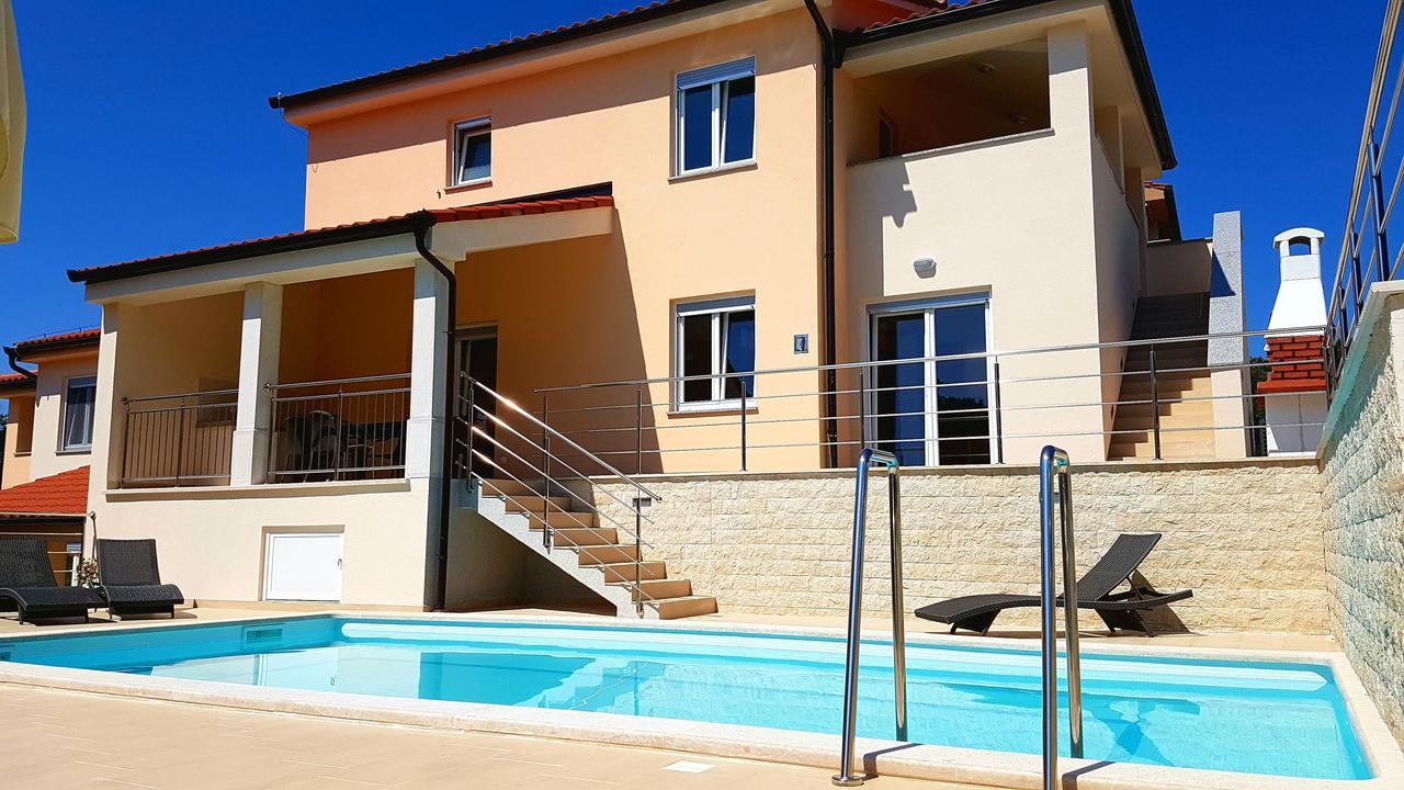Villas Simag Banjole Buitenkant foto
