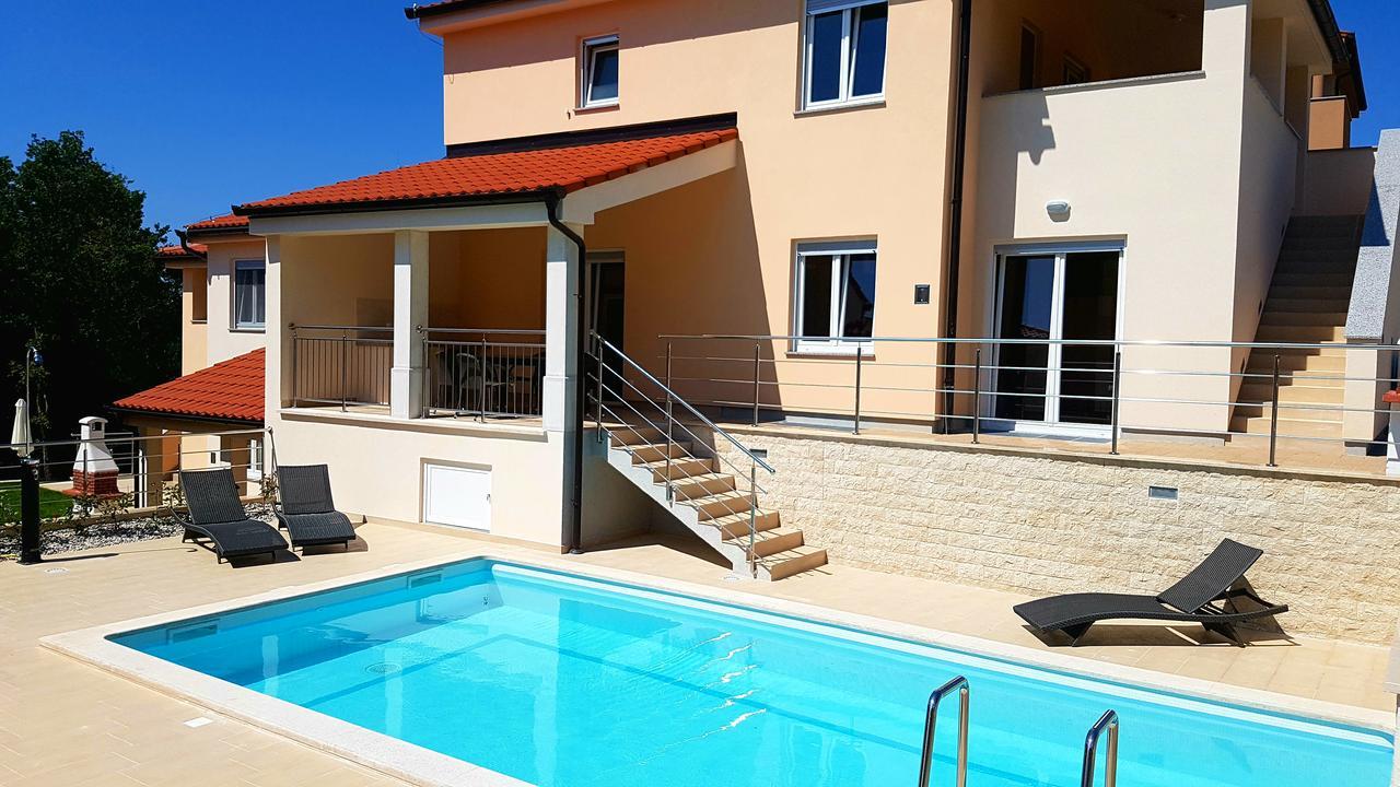 Villas Simag Banjole Buitenkant foto